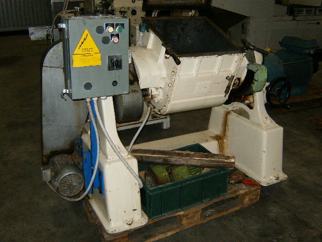 MAZZONI Double Z Blade Mixer (Sold)